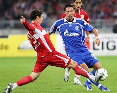 也展现了法 也展现了法